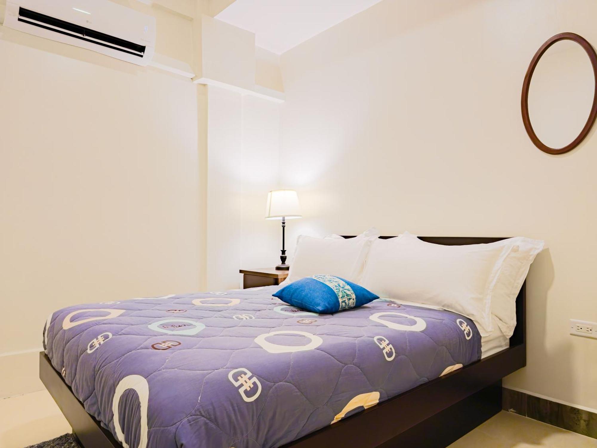 Louis' Apartments Placencia Экстерьер фото
